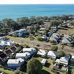Boutique Beachside Townhouse / Jervis Bay