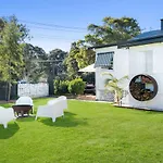 Steamers Cottage - Pet-Friendly