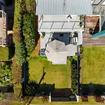 Bowie\'S Beach House By Experience Jervis Bay