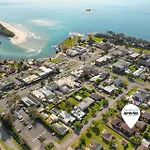 The Husky Nest By Experience Jervis Bay