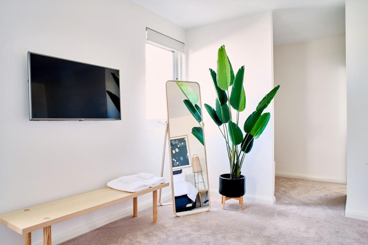 Apartment Breeze At The *