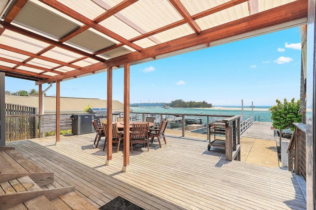 Holiday home Boatshed And Boathouse
