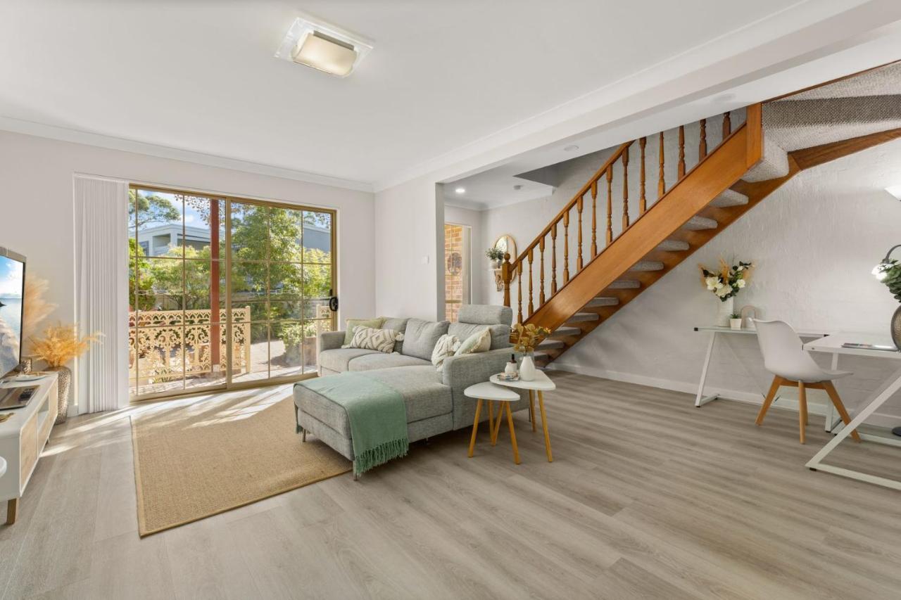 Holiday home Irrilassa By The By Experience Jervis Bay *