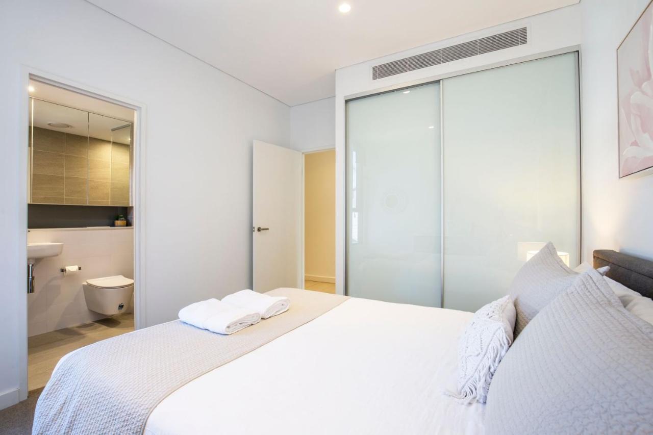 Apartment Obsidian Blue Huskisson