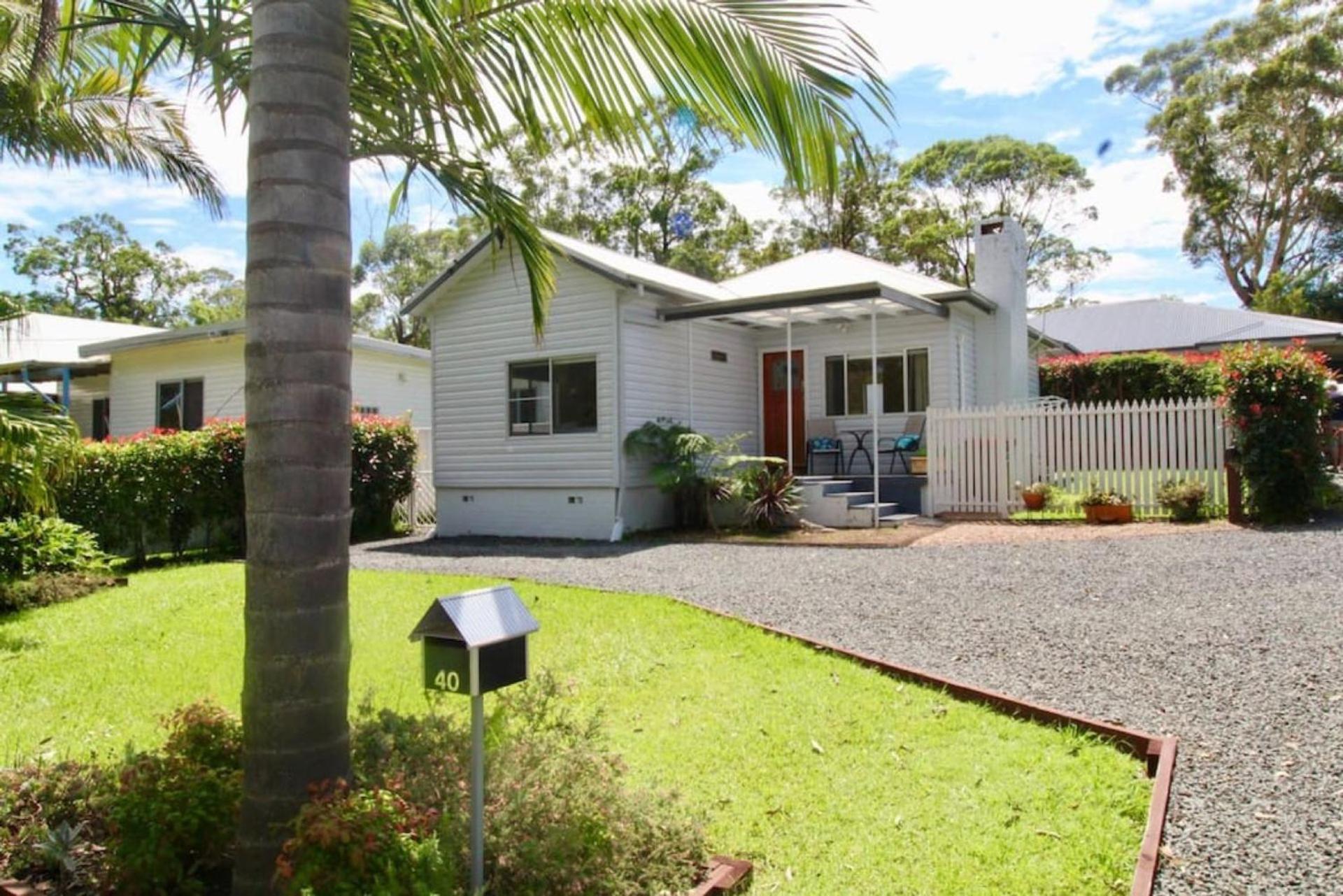 Holiday home Shamrose - *
