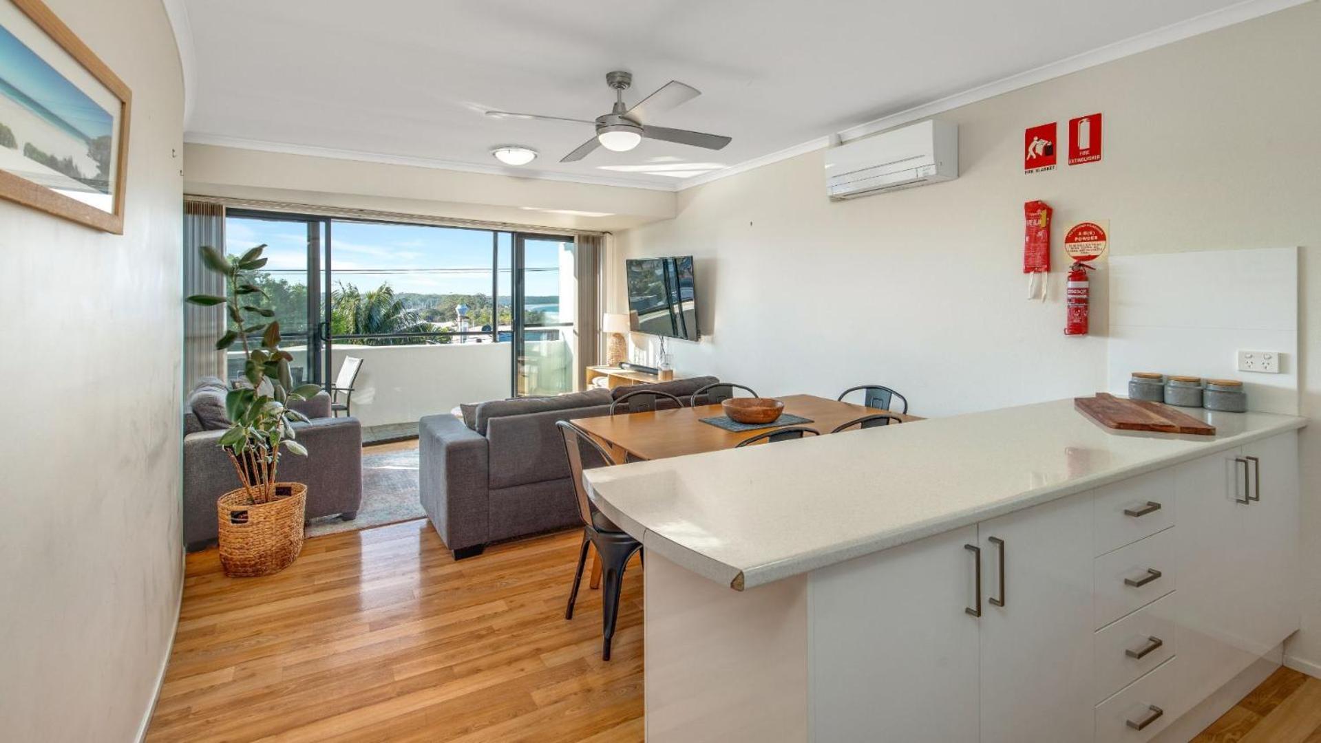 Baydream Believer - In The Heart Of Husky With Free Linen Huskisson