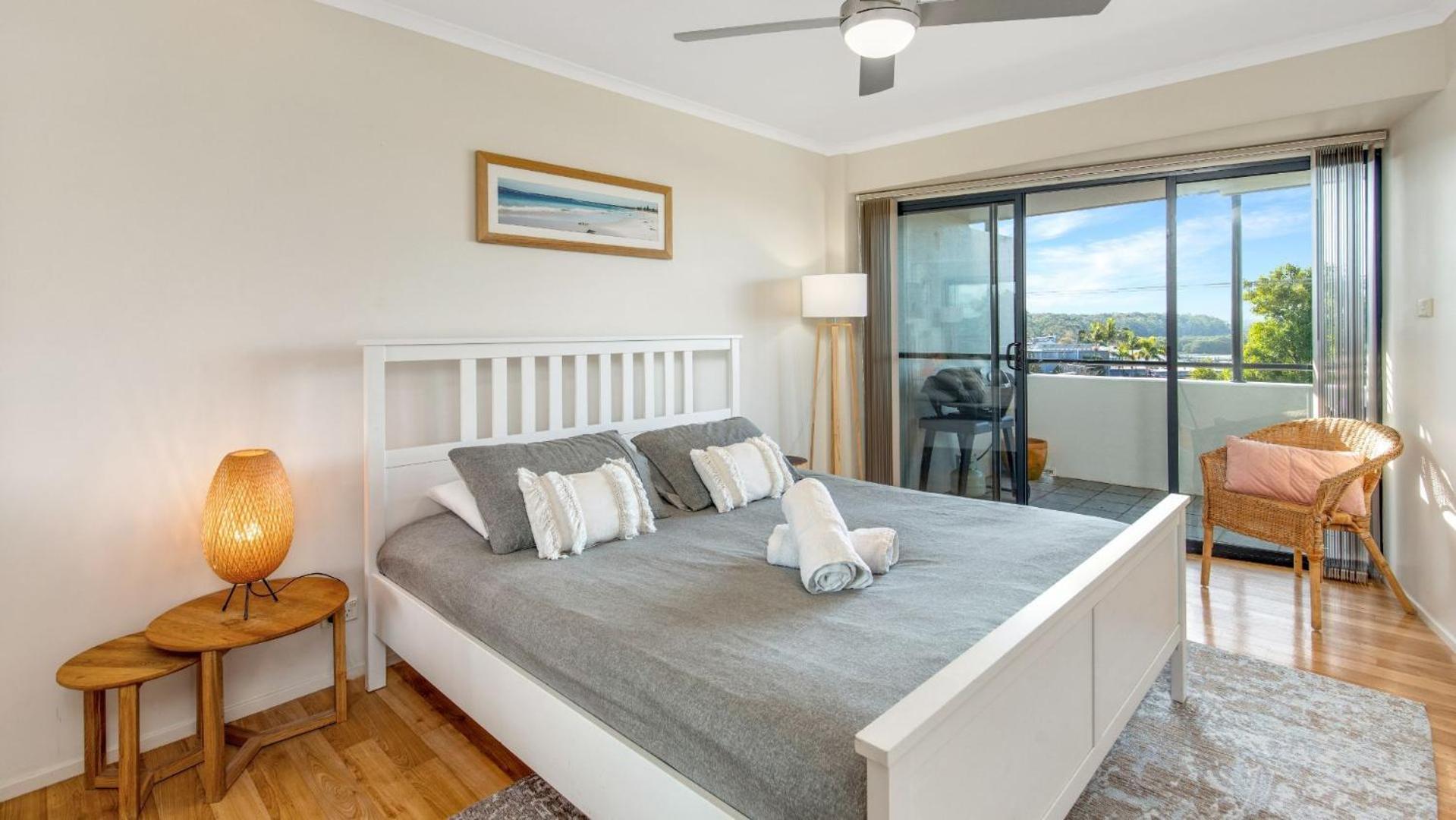 Baydream Believer - In The Heart Of Husky With Free Linen Huskisson
