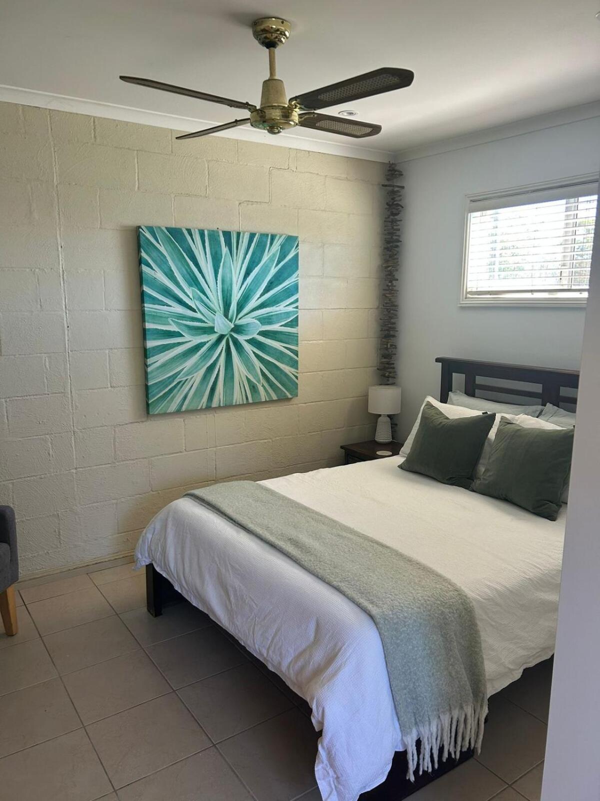 5 Min Stroll To The Heart Of Apartment *