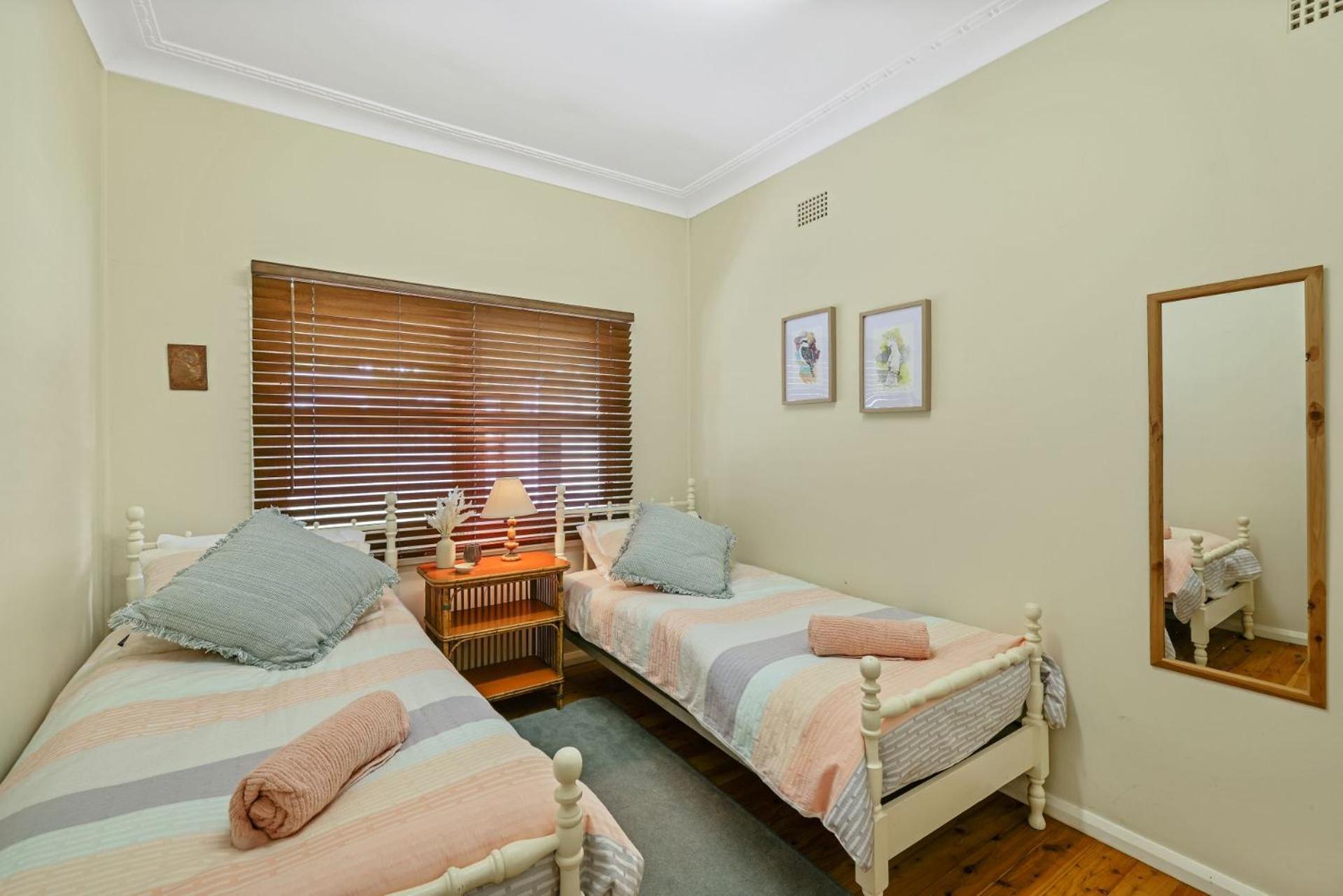 Coastal Retro House - Husky * Huskisson