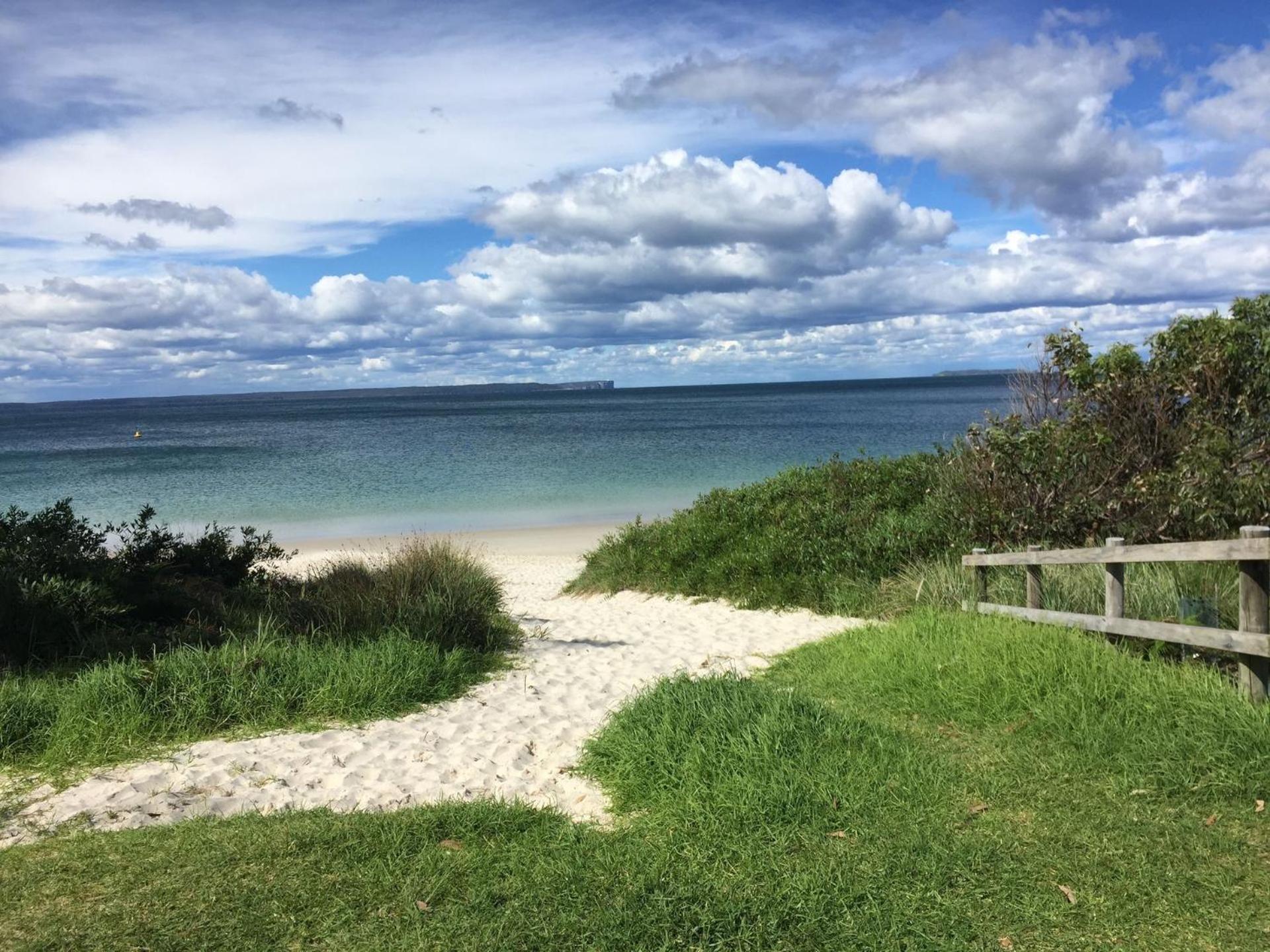Coastal Retro House - Husky Huskisson