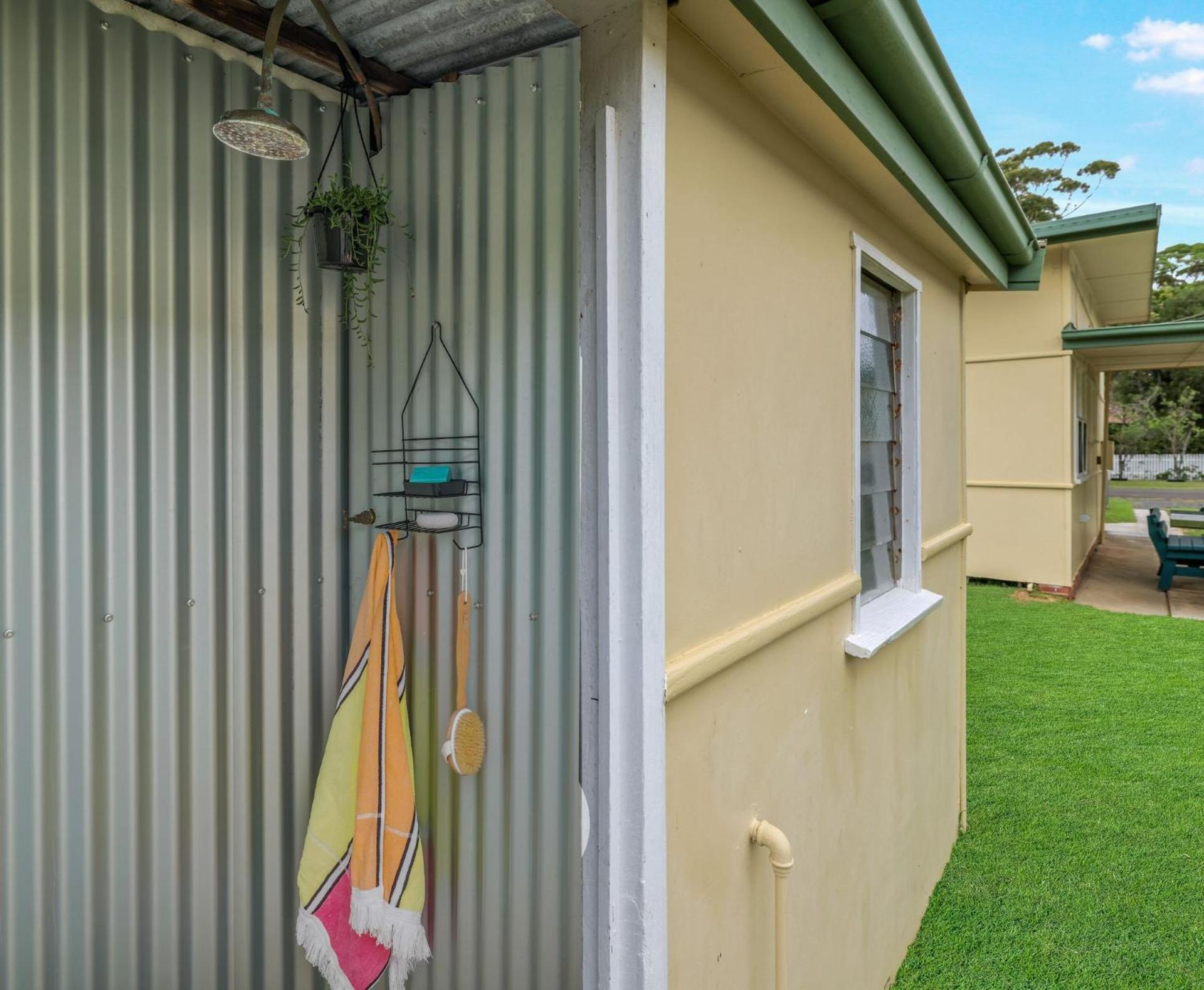 Coastal Retro House - Husky Holiday home
