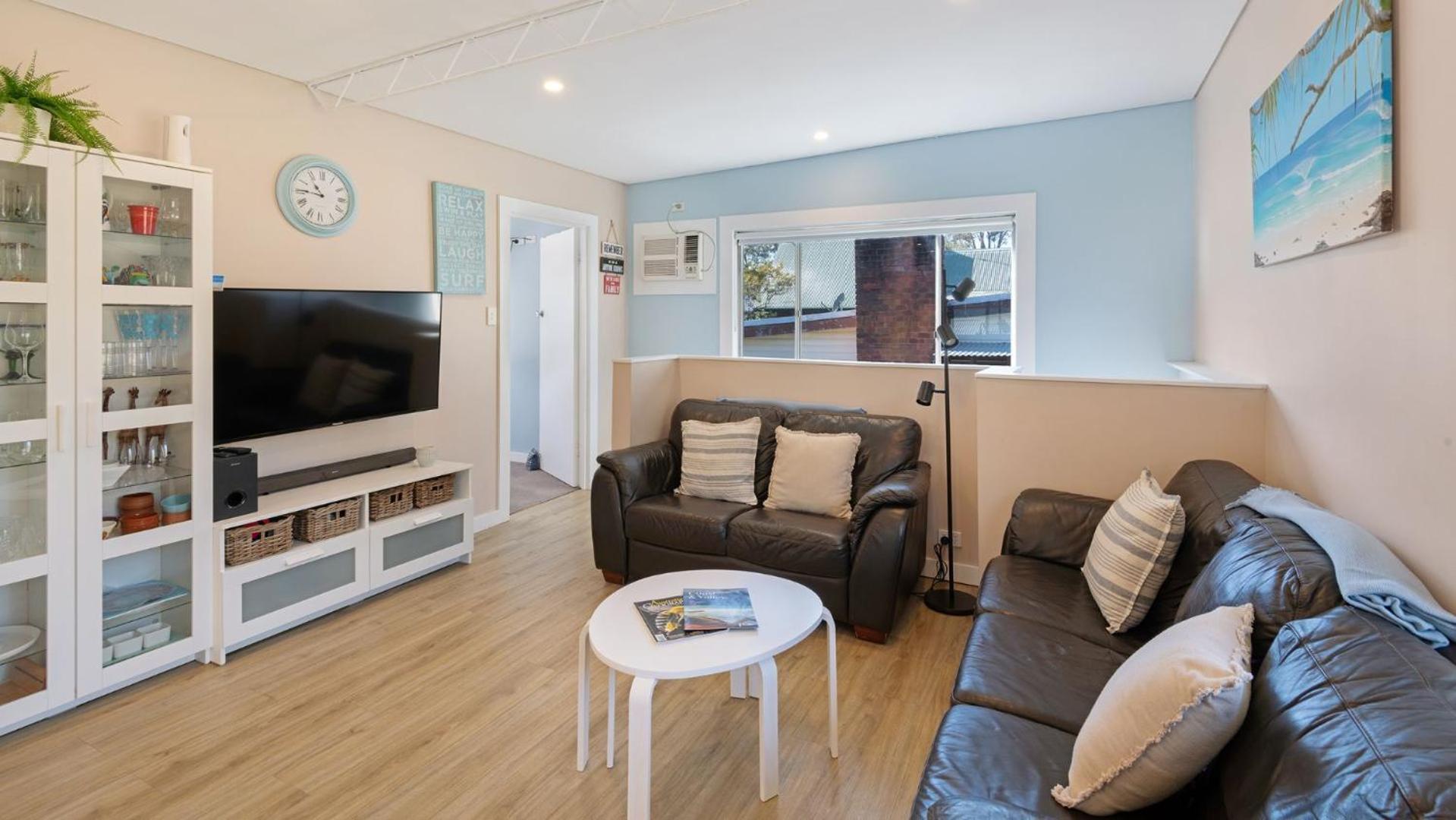 Beecroft Street Retreat - Free Wifi, Linen & Pet Friendly Holiday home Huskisson