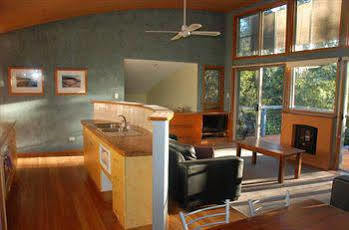 Jervis Bay Getaways Hotel