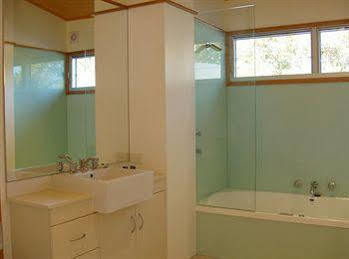 Hotel Jervis Bay Getaways Huskisson
