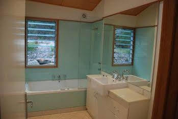 Jervis Bay Getaways Hotel