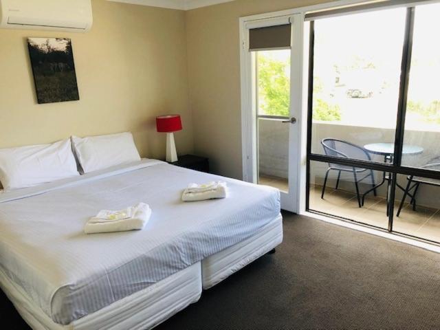 Motel Escape 3*