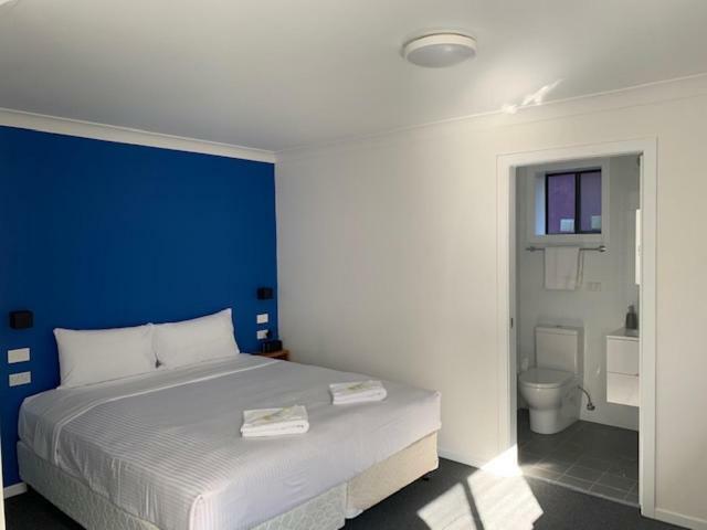 Escape Motel
