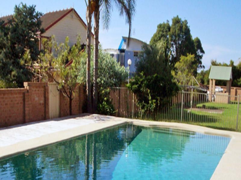 Bayside Resort 3*