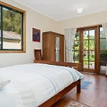 Peaceful Huskisson Cottage - Pet Friendly