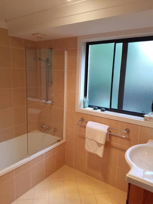 Dolphin Garden Apartment