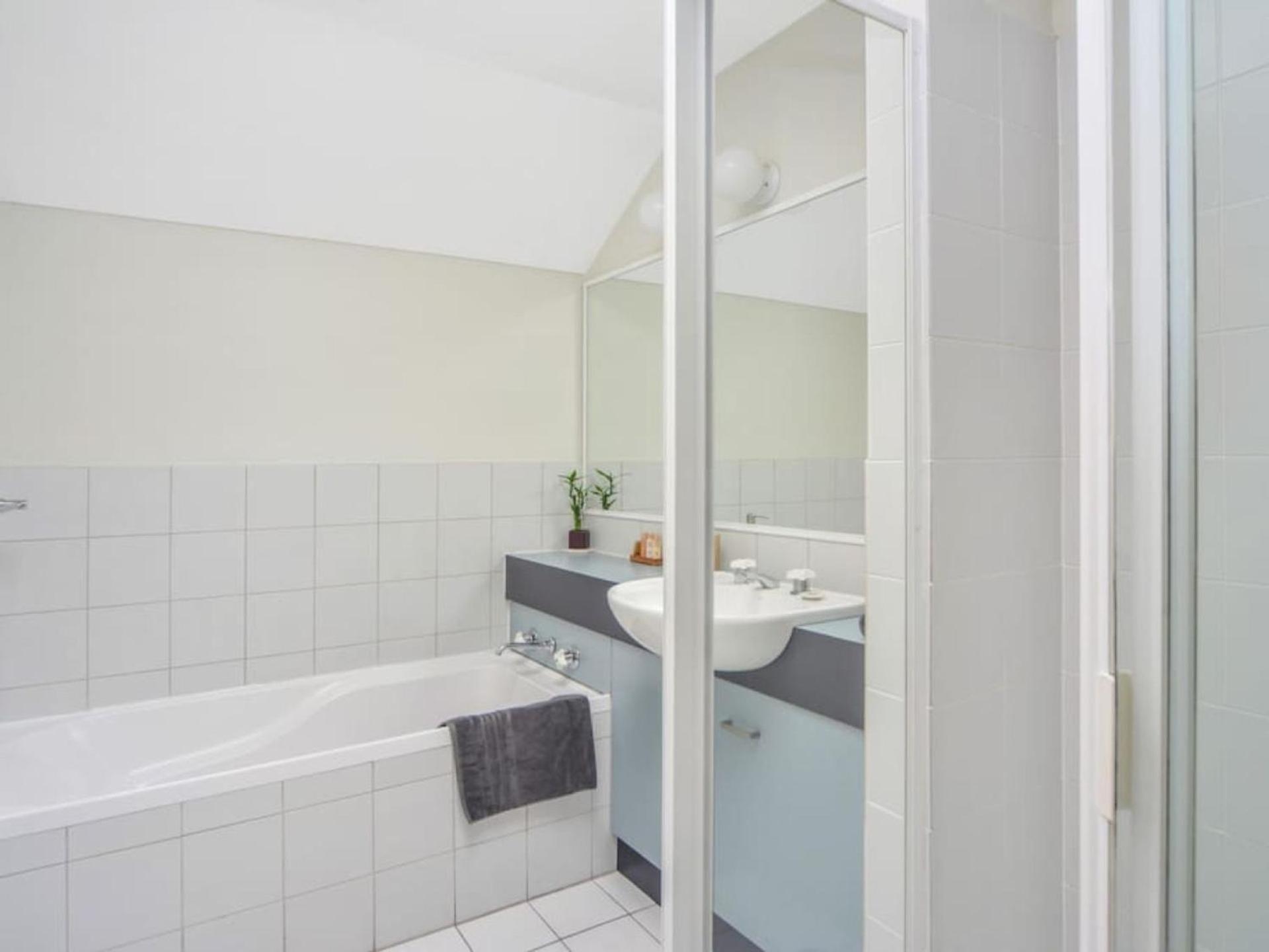 Simply The - Couple Getaway In Apartment *