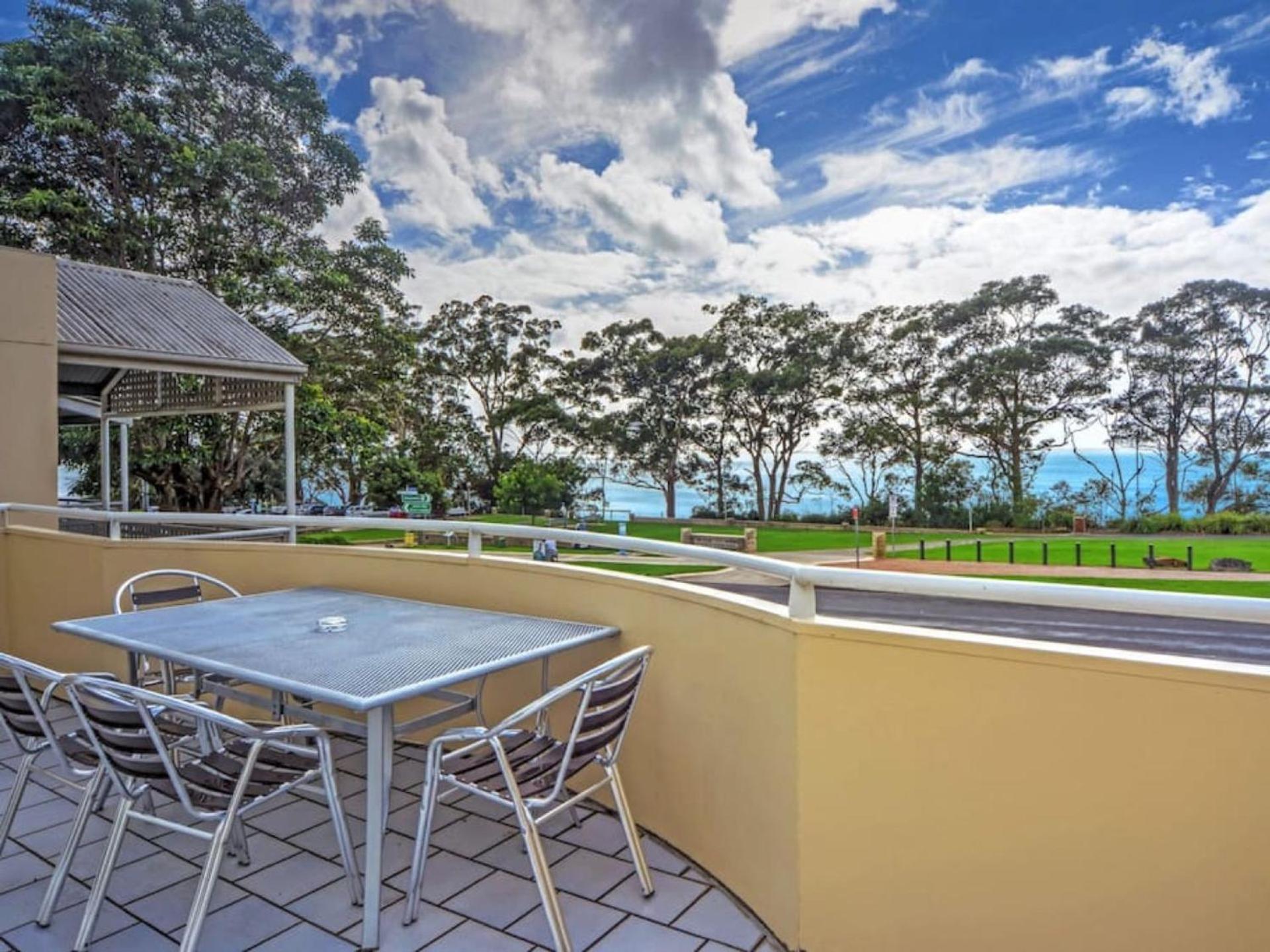 Simply The - Couple Getaway In