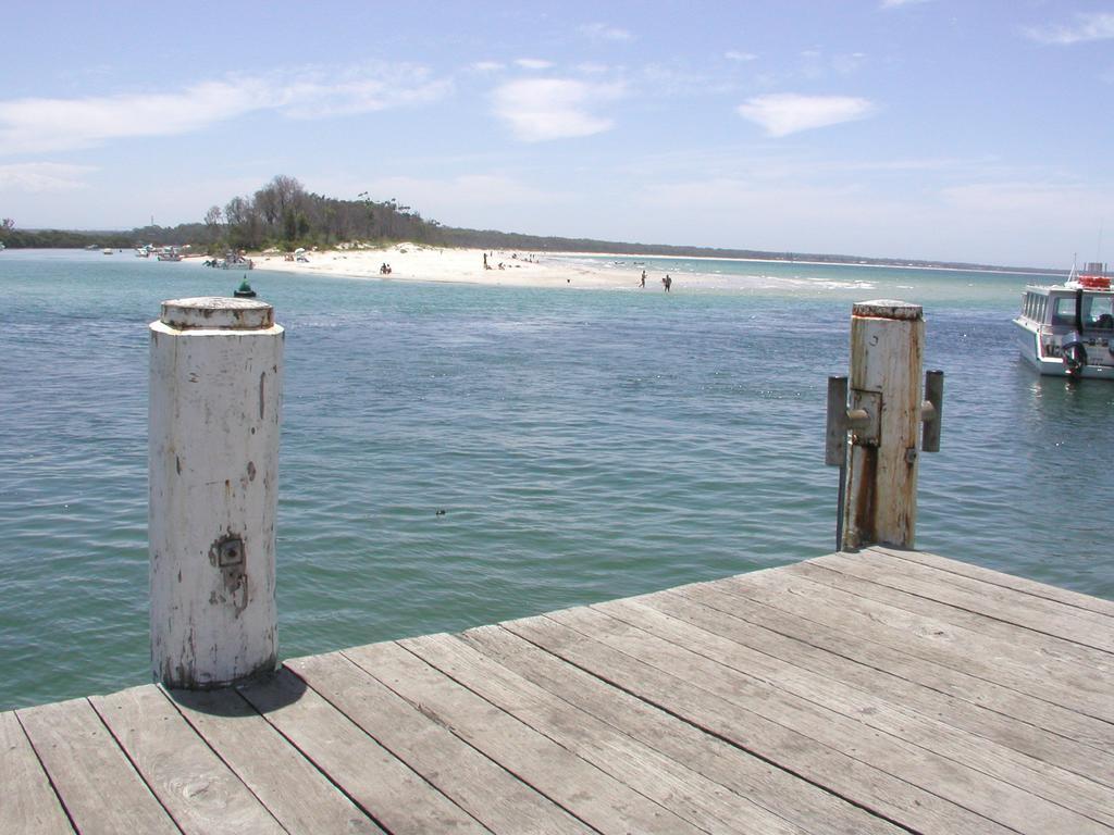 Huskisson Bed And Breakfast 4*