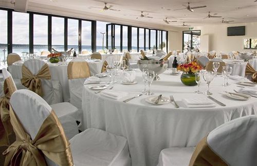 Hotel Huskisson Hotel 3*